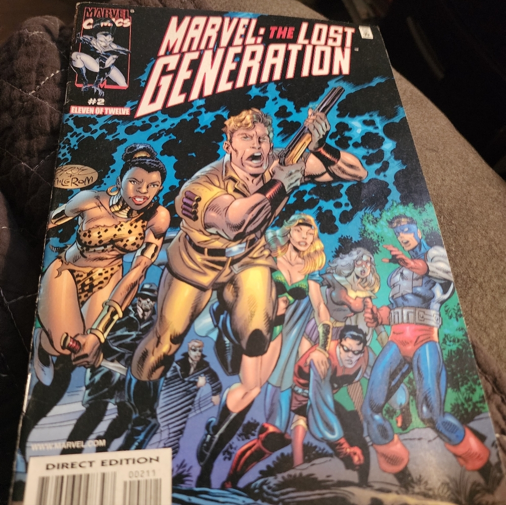 5 Comics - Picture 4 of 7